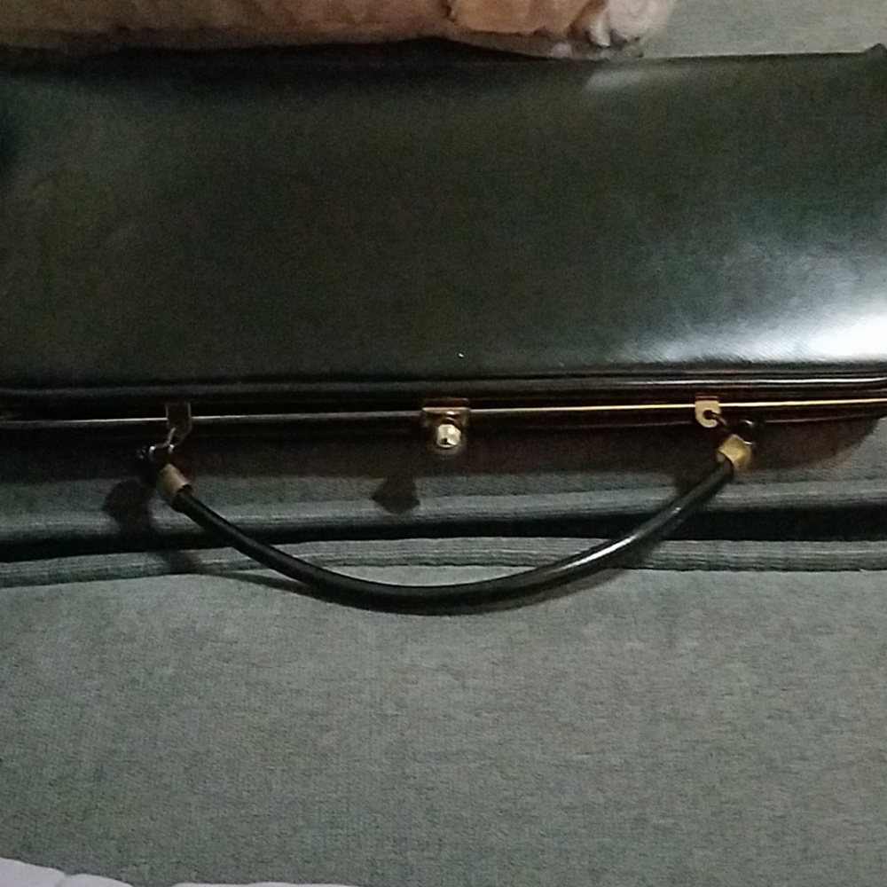 Vintage black clutch